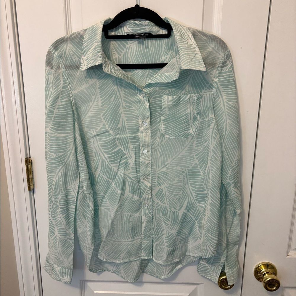 Charlie B Mint Green Palm Print Button Front Blouse Medium Long Sleeve